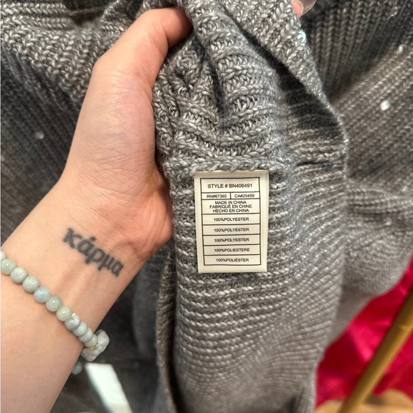 Steve Madden Gray Astro Crystal turtleneck size small - NWT Retail $119 - Picture 6 of 6